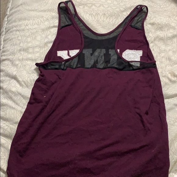 (4) PINK tanktops - Picture 2 of 8